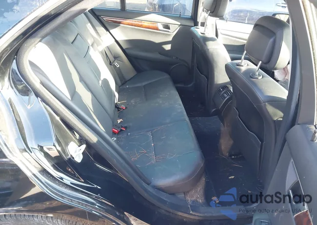 WDDGF8AB6EA893410: 43944424