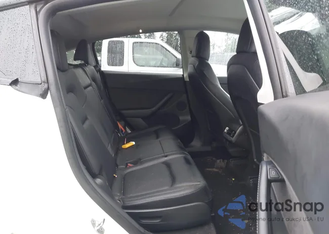 5YJYGAEE0MF214146: 43944433