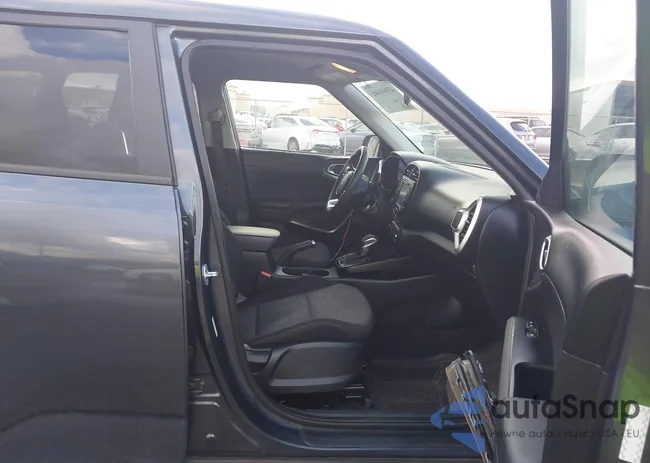 KNDJ23AUXL7093171: 43944441