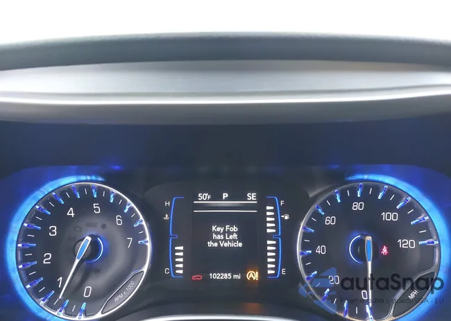 2C4RC1FG8LR150392: 43944453