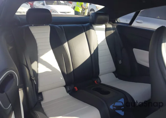 WDD1J6FB8JF007778: 43944493