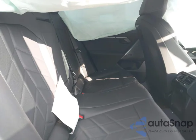 WBY33FK01SCT61466: 43944527