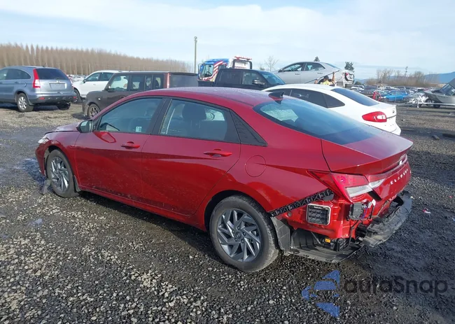 KMHLM4DJ9RU109912: 43944541