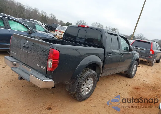 1N6AD0EV5KN767813: 43944563