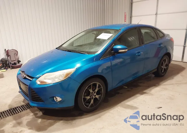 1FADP3F21DL242572: 43944595