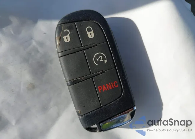 3C4NJCBB5LT231275: 43944661