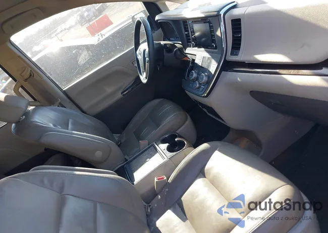 5TDYZ3DC1JS921138: 43944762