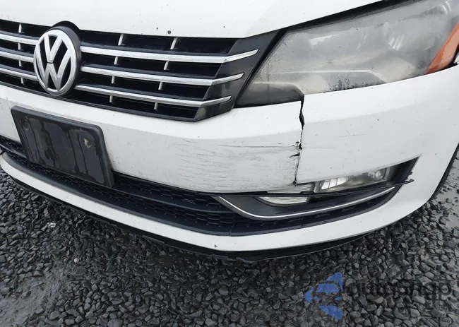 1VWCN7A33DC102443: 43945773