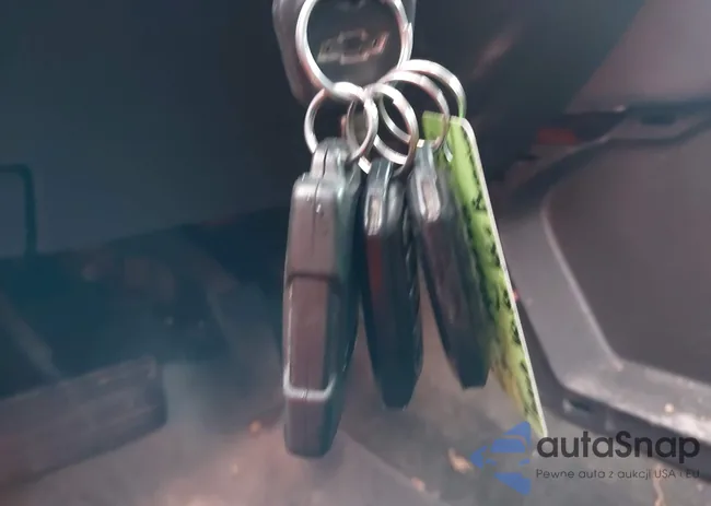 1GNSKDEC3HR217019: 43945883