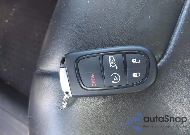 1C4PJMBX1KD137229: 43945907