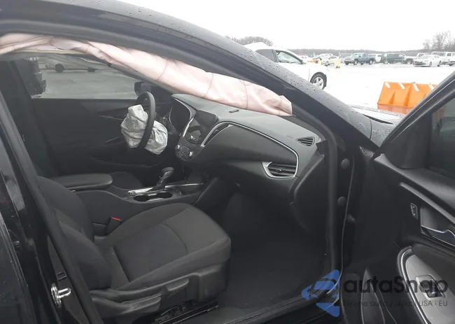 1G1ZD5ST6NF102447: 43945958