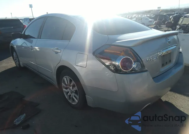 1N4AL2AP6CN477824: 43945974