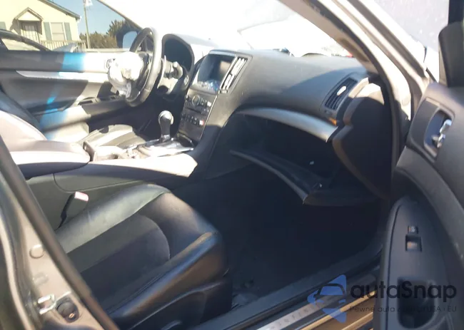 JN1CV6AR8AM450524: 43946042