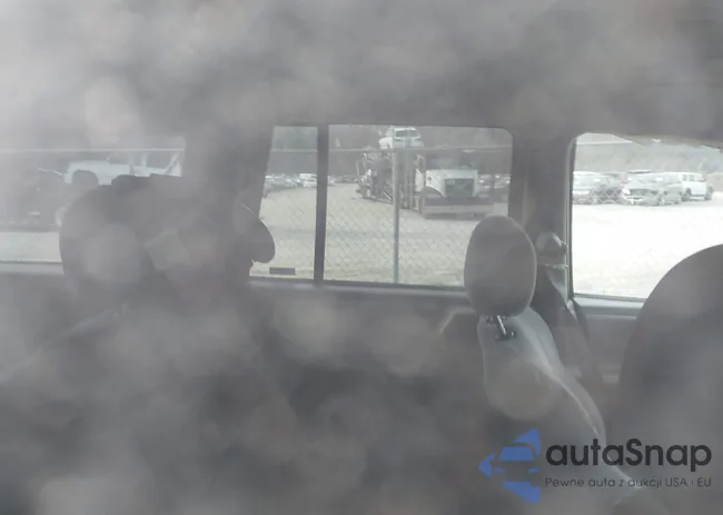 1J4G248S2YC285570: 43946075