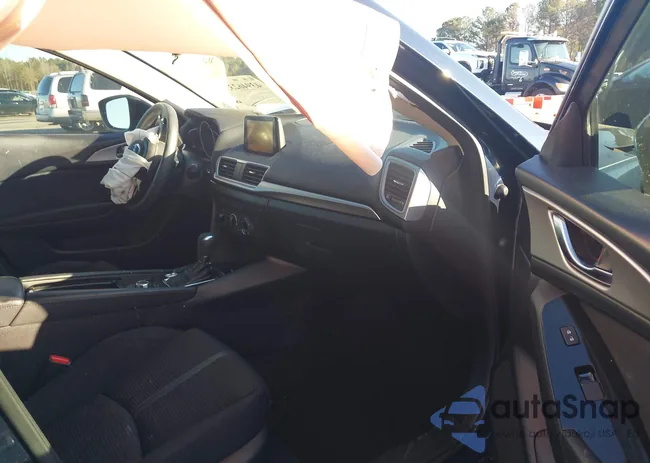 3MZBN1U77HM103638: 43946233