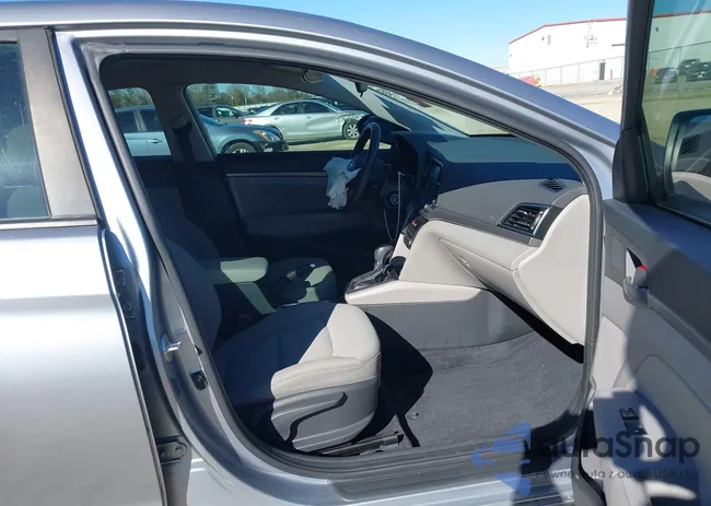 5NPD84LF0HH177857: 43946269