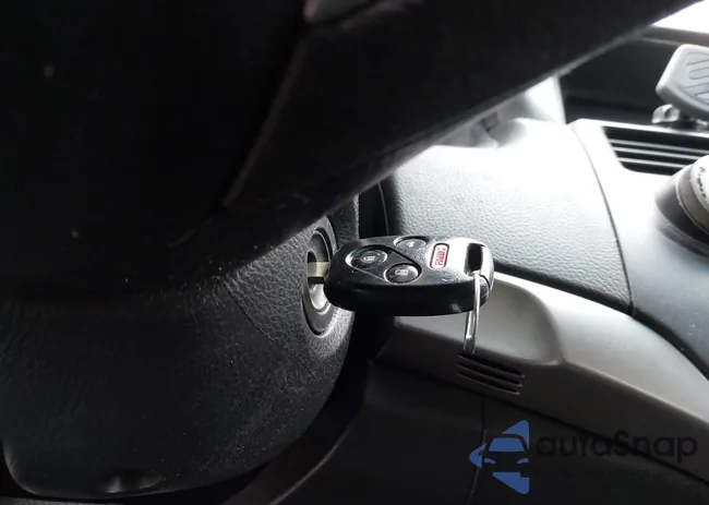 1HGCP26739A000558: 43946324