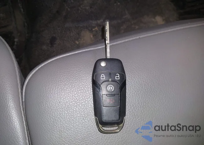 1FT7X2B67LEC99243: 43946352