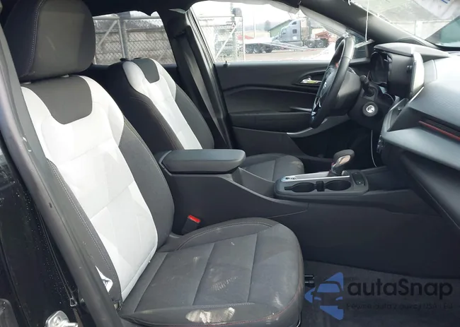 KL77LGEP0SC041117: 43945381