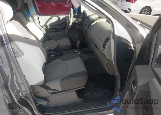 5N1AN08UX6C542786: 43945404