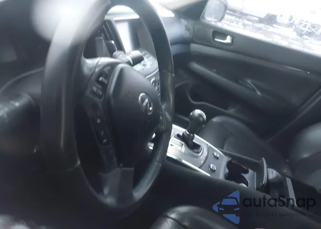 JN1CV6AP9DM300523: 43945456