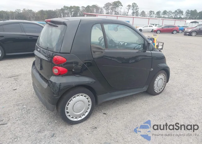 WMEEJ3BA0FK812505: 43945482