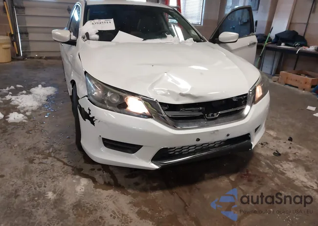 1HGCR2F39EA251795: 43945514