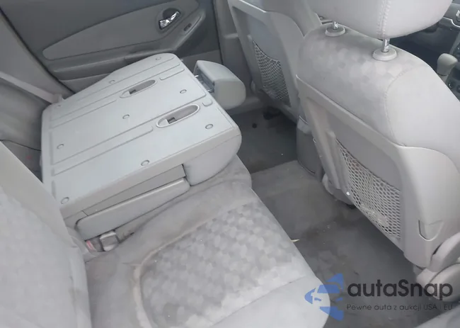 1G1ZT62825F268453: 43945553