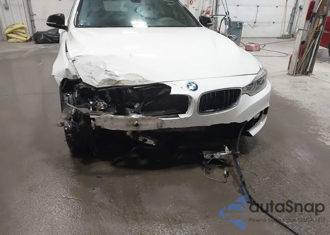 WBA4A7C59FD414083: 43945692