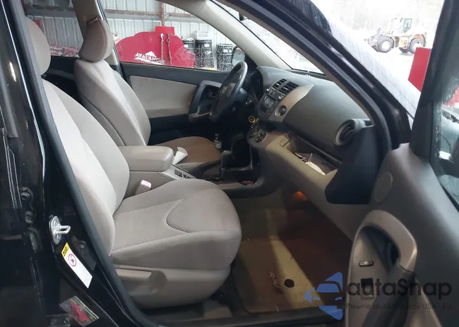 JTMBD31V866012394: 43946853