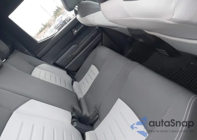 3TMLB5JN6RM082518: 43946974