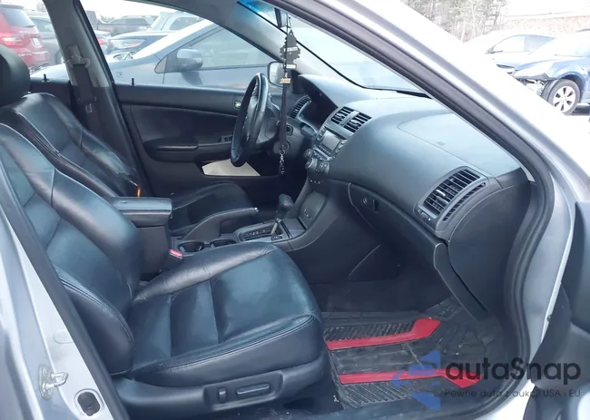 1HGCM66533A082040: 43947012