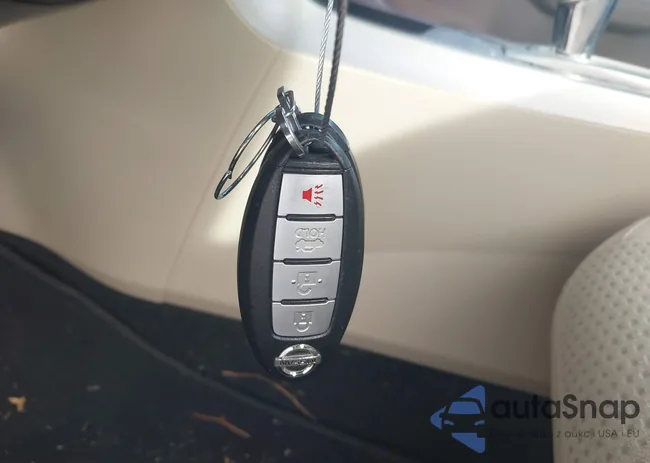 1N4AL3AP3FN886714: 43947052