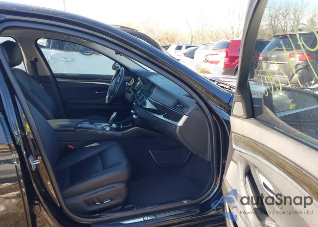 WBA5A7C57FD626016: 43947068