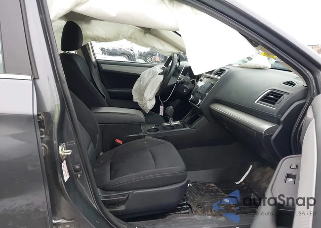 4S3BNAF68K3020493: 43947074