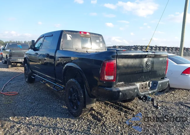 3C6UR5NL3FG548027: 43947158