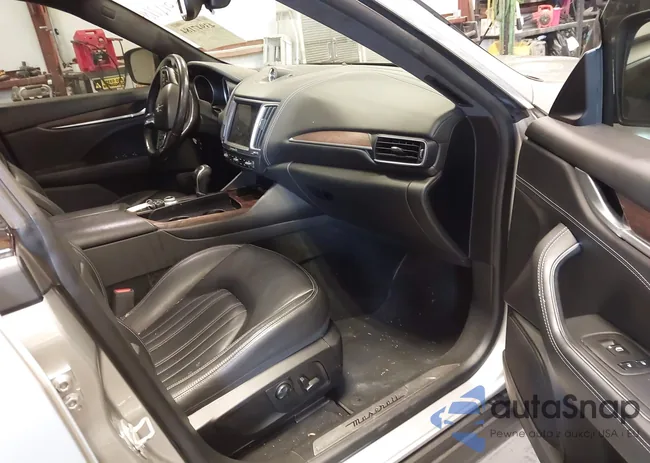 ZN661XUA3HX215943: 43947184