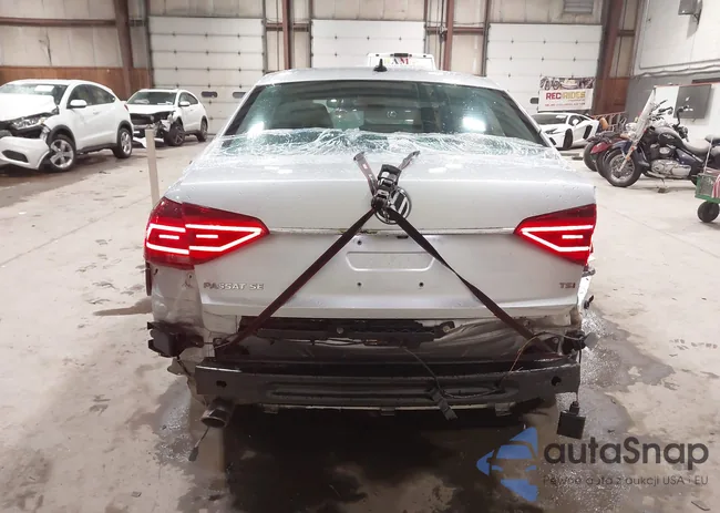 1VWBA7A3XJC001693: 43947201