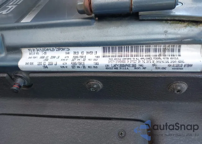 1J4FY19S6XP451393: 43947294