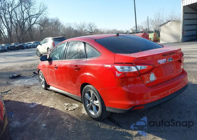 1FADP3F22DL245612: 43947302