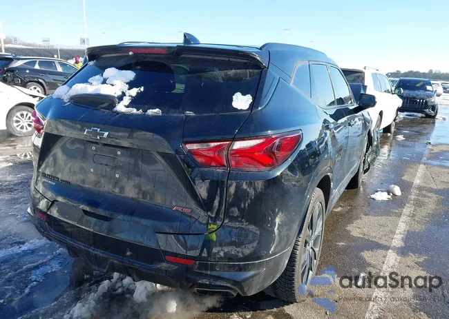 3GNKBKRS9NS222224: 43947338