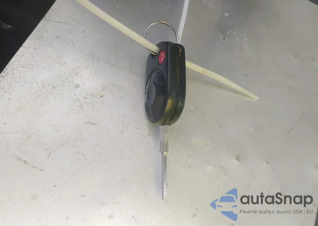 1FMCU0GD0HUB44352: 43947342