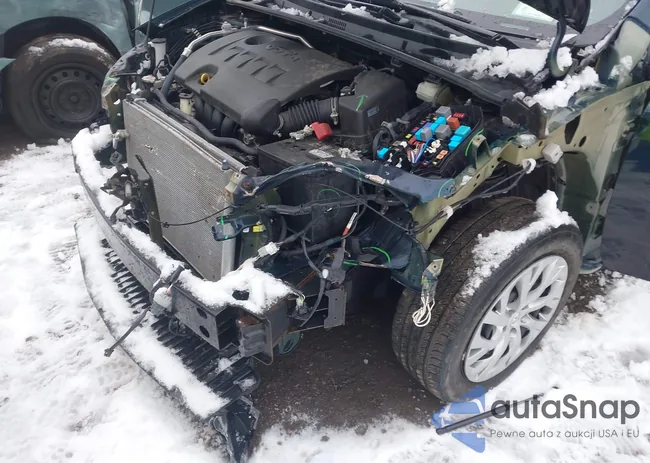 2T1BURHE8KC200960: 43946362