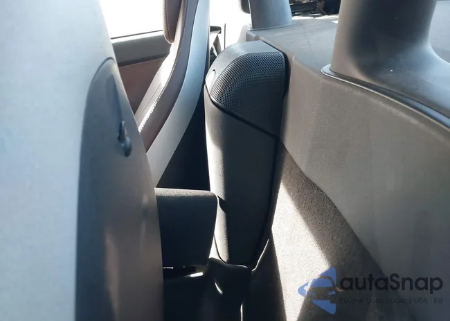 WDBWK56FX5F030039: 43946464