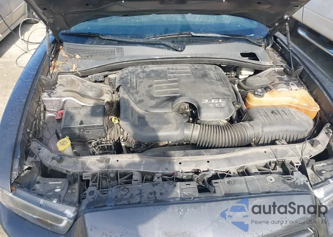 2C3CDXHGXDH570928: 43946537