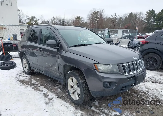 1C4NJDBB6GD511837: 43946558