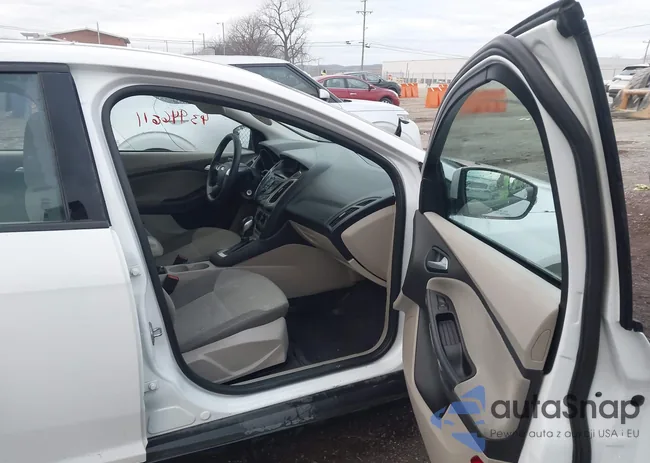 1FADP3F28EL103315: 43946611