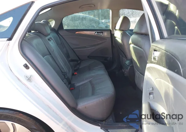 KMHEC4A45DA095186: 43946623