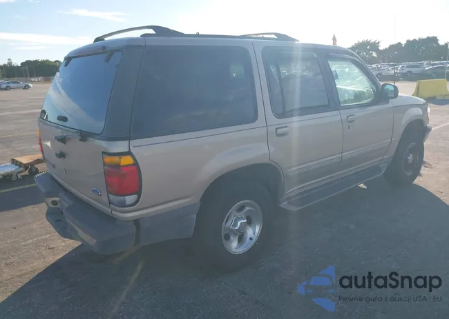 1FMDU32X7VUC72056: 43946630