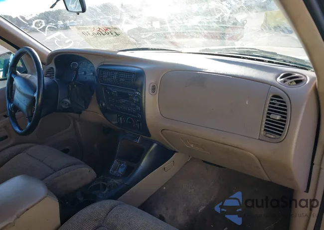 1FMDU32X7VUC72056: 43946630